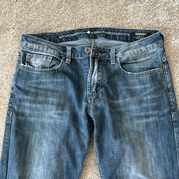 Buffalo Men’s Slim Six Fit Jean - Picture 2 of 6